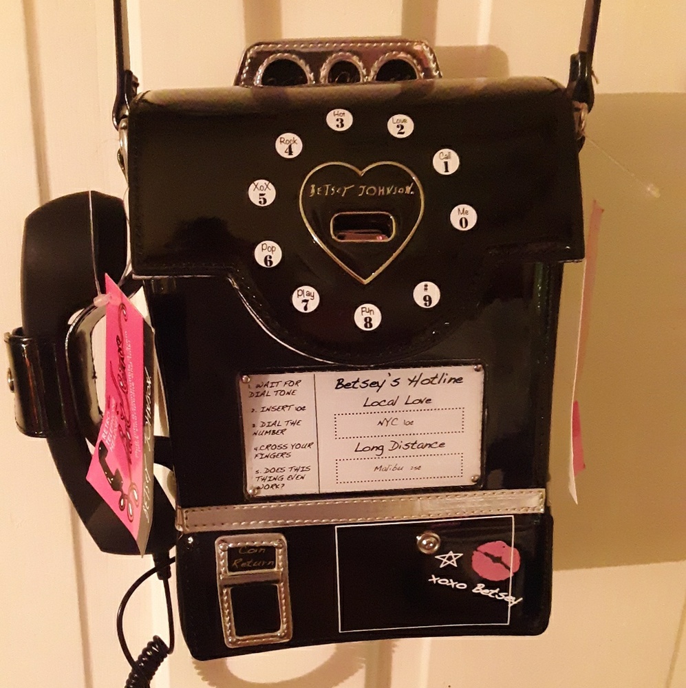 NWT *69 Betsey Johnson crossbody